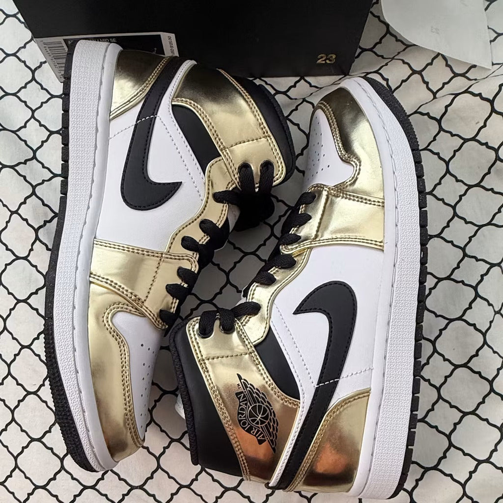 Air Jordan 1 Mid Metallic Gold Black White - US M 7 - New - Other - detail 2