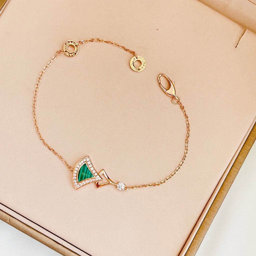 18K BVLGARI Dream Malachite Bracelet