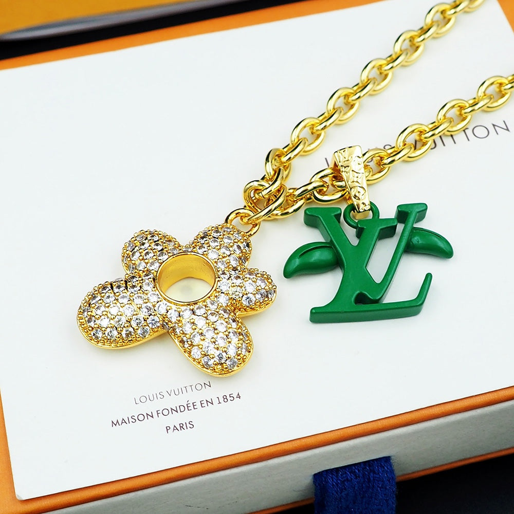 18K Louis Vuitton Blooming Pendant Necklace