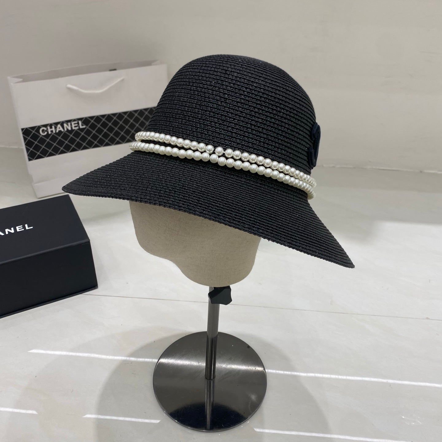Chanel Straw Hat/Basin Hat